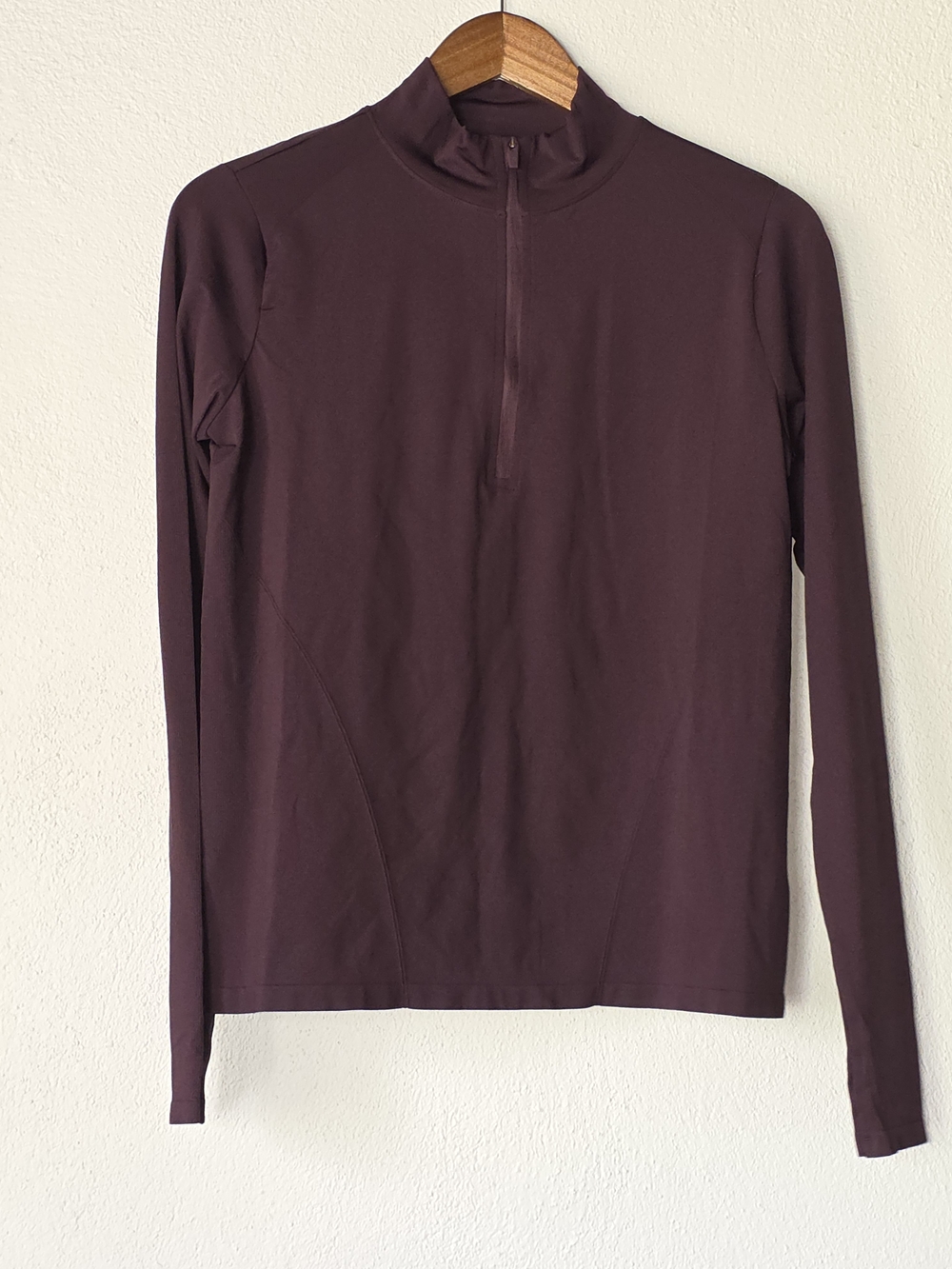 Fabletics Burgundy Plum 1/4 Zip Long Sleeve Top M NWT